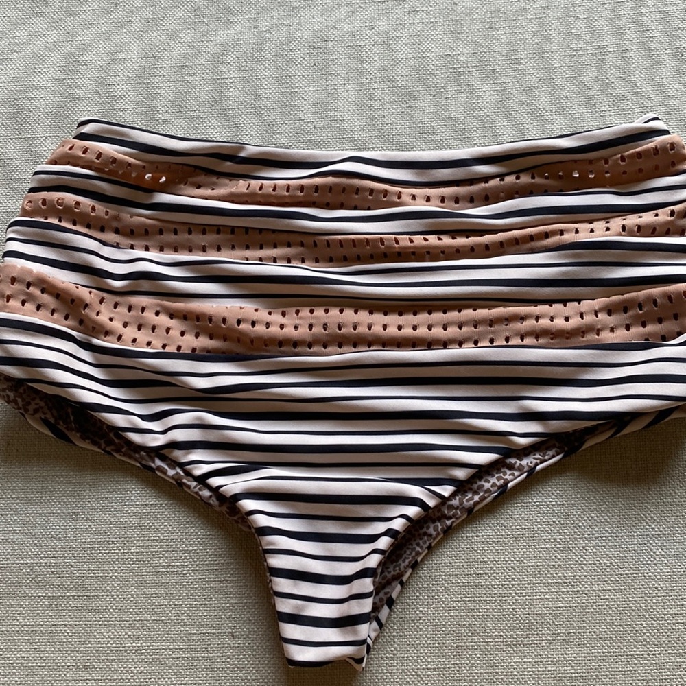 Acacia Madrid Bottoms